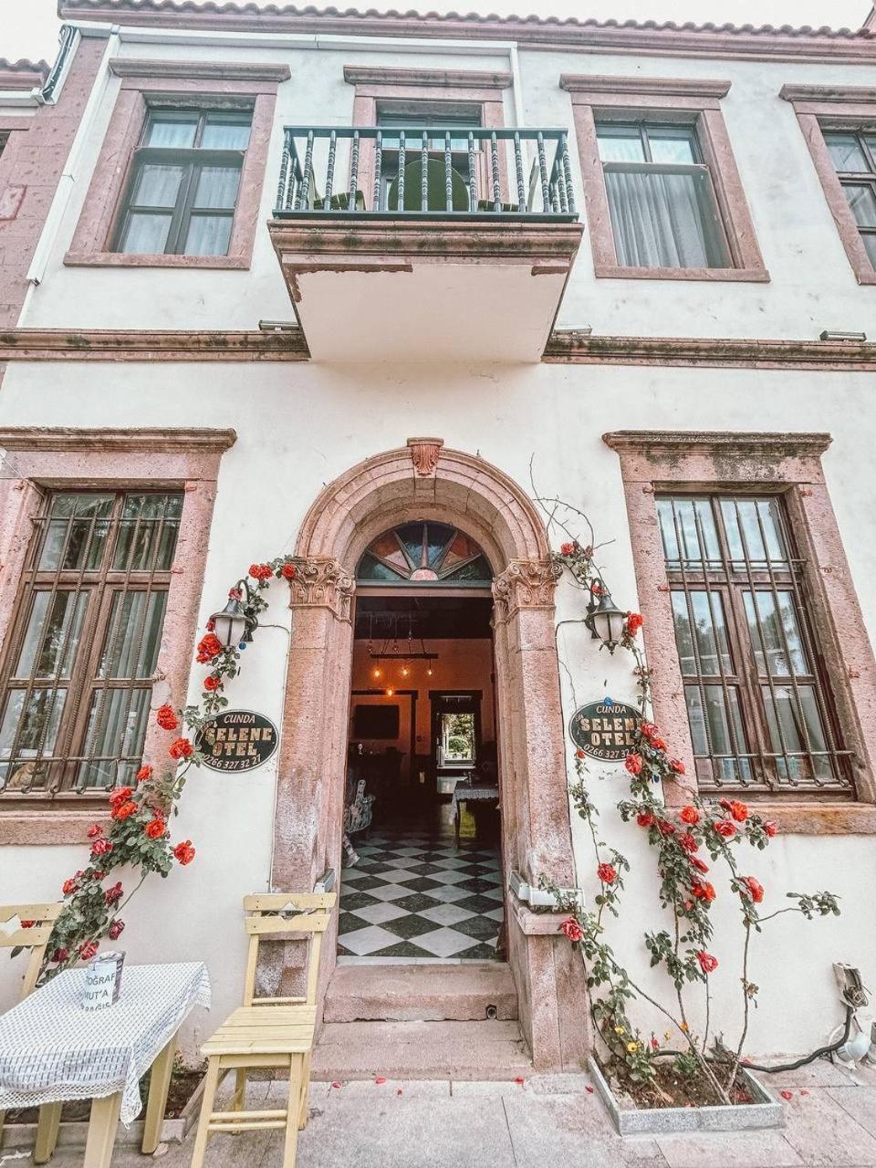Eden Selene Hotel Айвалык Экстерьер фото