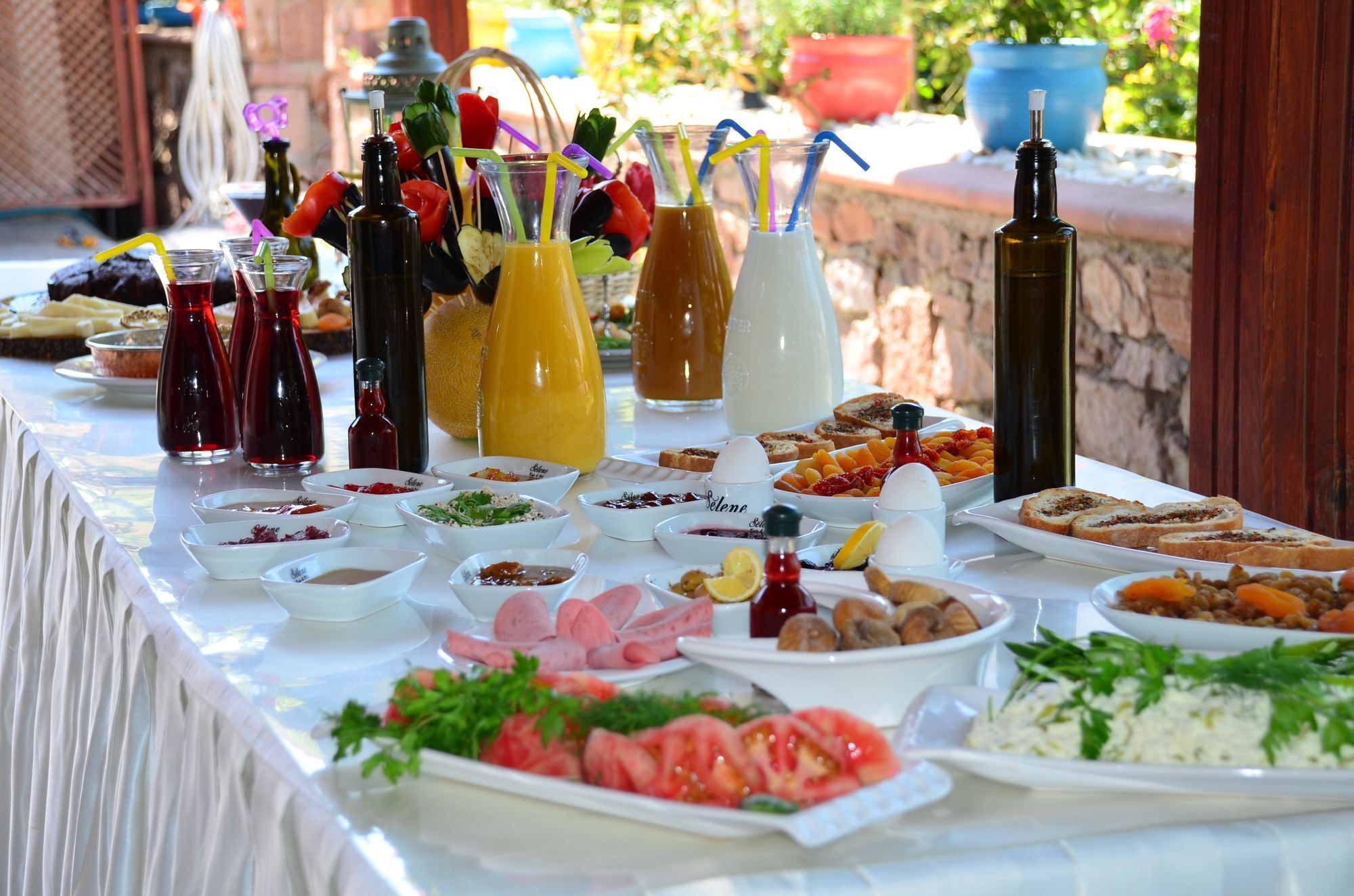 Eden Selene Hotel Айвалык Экстерьер фото
